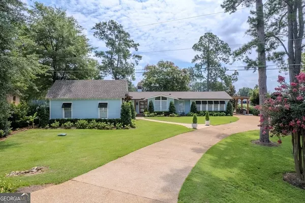 Milledgeville, GA 31061,113 Island View DR NE