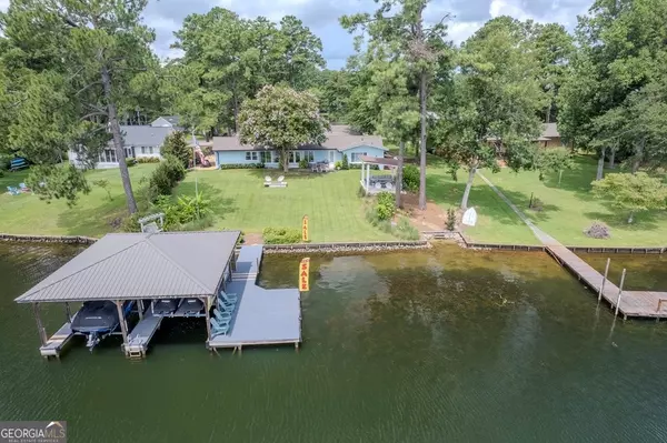 Milledgeville, GA 31061,113 Island View DR NE