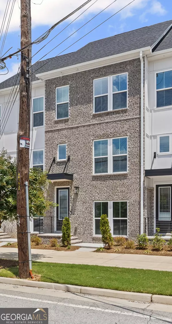 2563 Astaire CT, Atlanta, GA 30318
