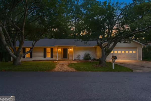 Roswell, GA 30076,160 Boxelder LN