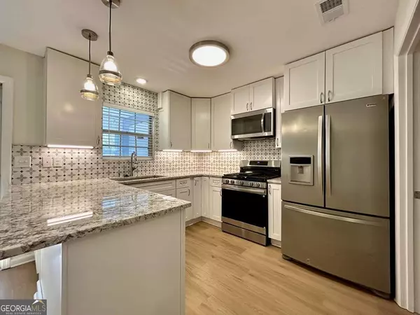 Avondale Estates, GA 30002,34 Devon LN