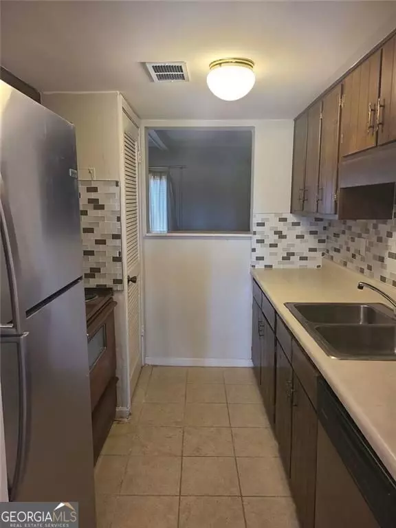 Morrow, GA 30260,1394 Wood CIR S