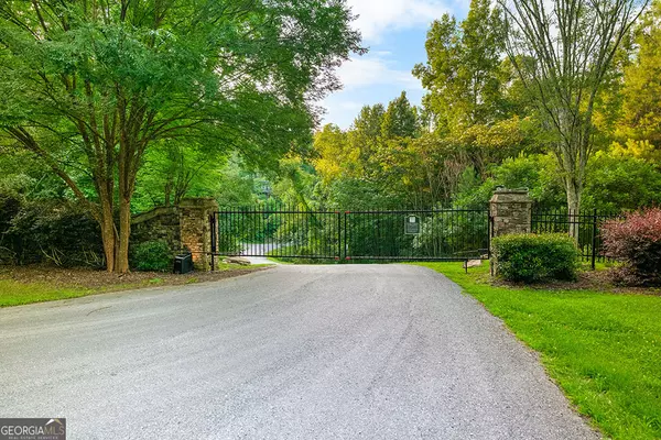 East Ellijay, GA 30540,124R Red Oak TRL