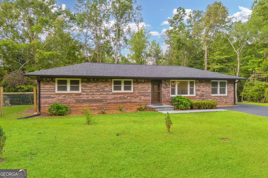 110 Riverdale RD, Toccoa, GA 30577