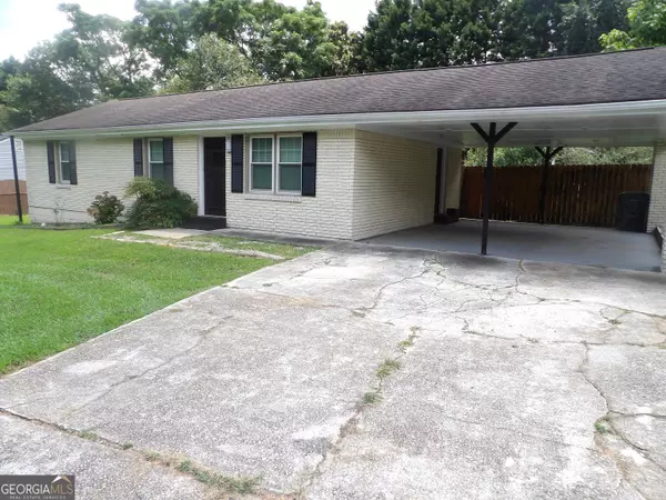 335 Bay Creek Rd, Loganville, GA 30052