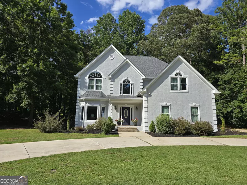 635 Ridgemont DR, Fayetteville, GA 30215