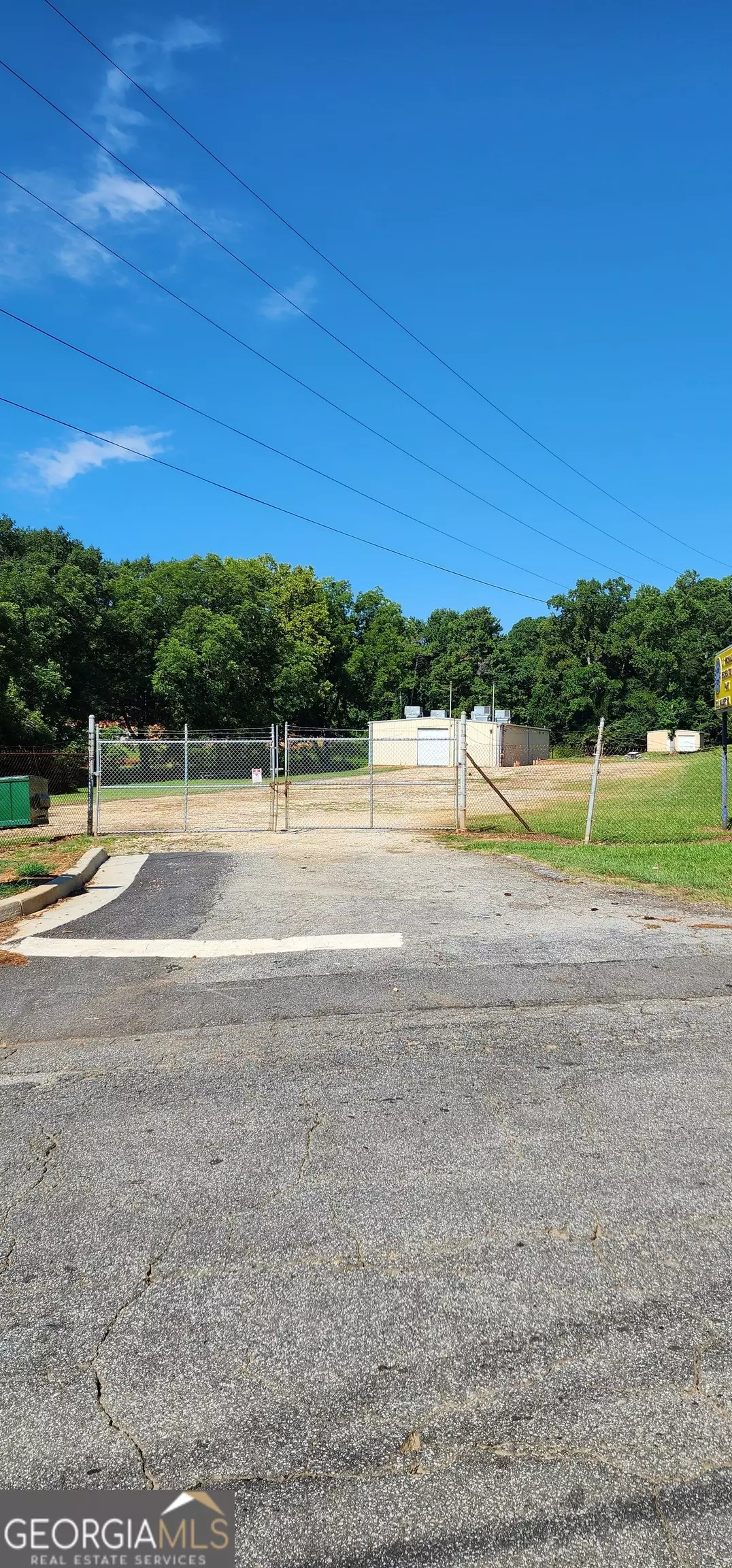 Atlanta, GA 30354,3915 SE Gilbert RD