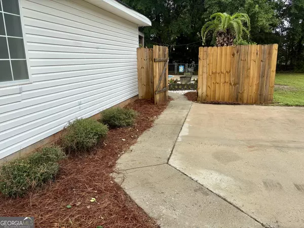 Macon, GA 31216,1038 Alma DR