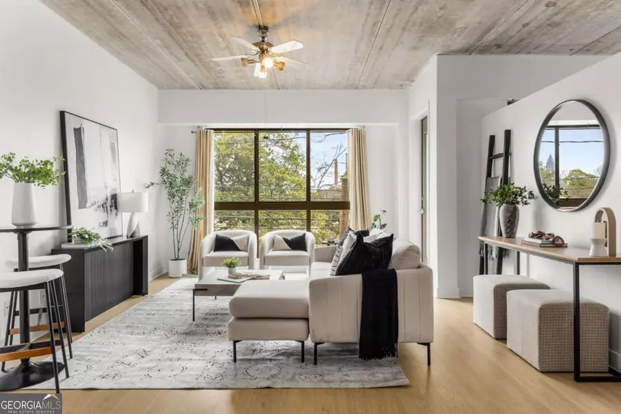 563 Memorial DR #211, Atlanta, GA 30312