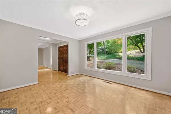 Atlanta, GA 30327,2710 Margaret Mitche DR NW