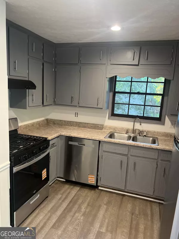 Snellville, GA 30039,3145 Malvern DR