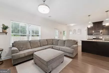 Hinesville, GA 31313,102 Hamlet CT