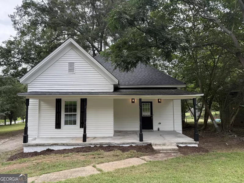 29 Cotton ST, Commerce, GA 30529