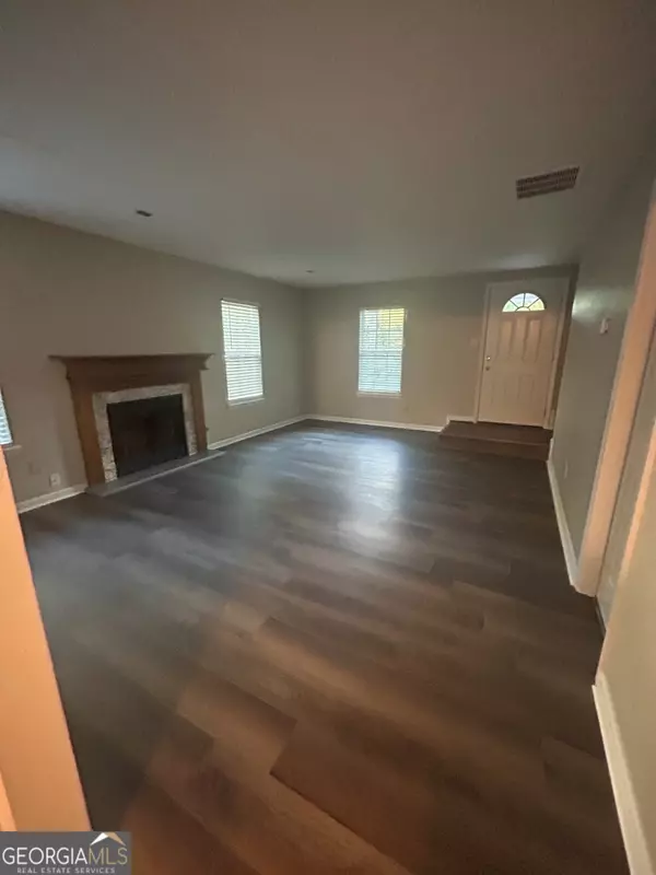 Peachtree City, GA 30269,310 Park Leaf