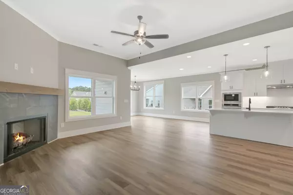 Senoia, GA 30276,215 Redhaven Drive