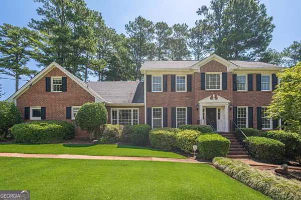 Atlanta, GA 30338,5233 Wynterhall DR