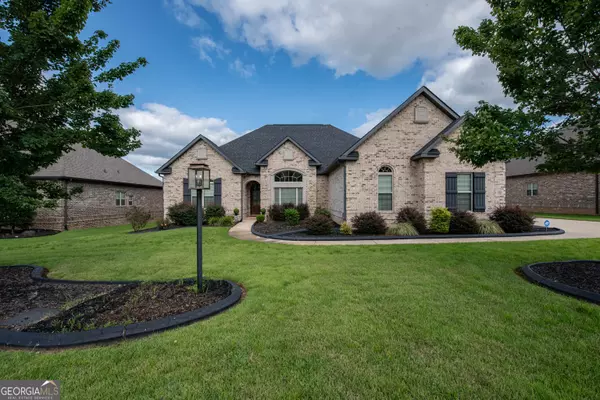 823 Kyler LN, Bonaire, GA 31005