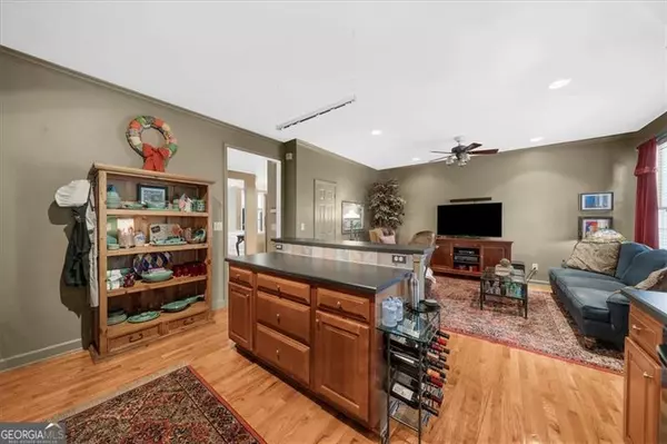 Smyrna, GA 30080,4392 Paces Point CIR SE