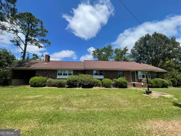 57 E Dogwood DR, Jacksonville, GA 31544
