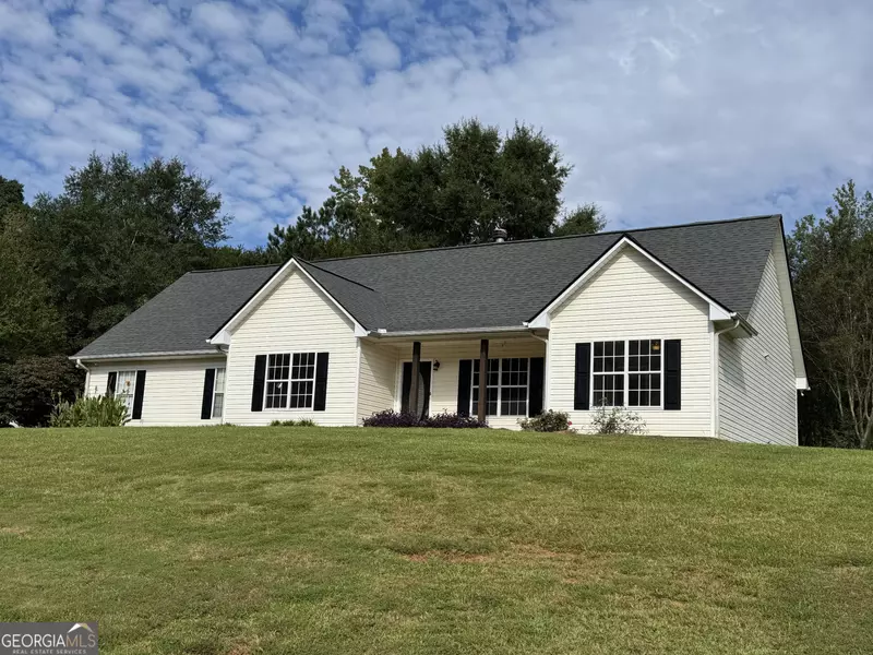 1400 Saddlebrook CT, Locust Grove, GA 30248