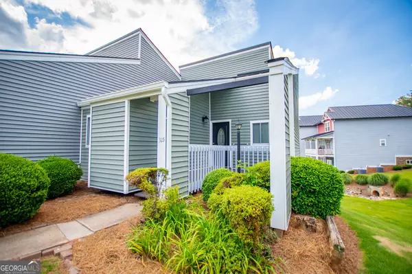 325 Berry CT, Villa Rica, GA 30180
