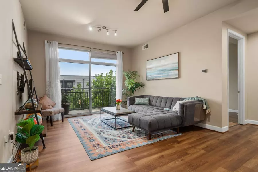 711 Cosmopolitan DR #517, Atlanta, GA 30324