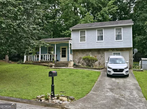 708 Greenhedge DR, Stone Mountain, GA 30088