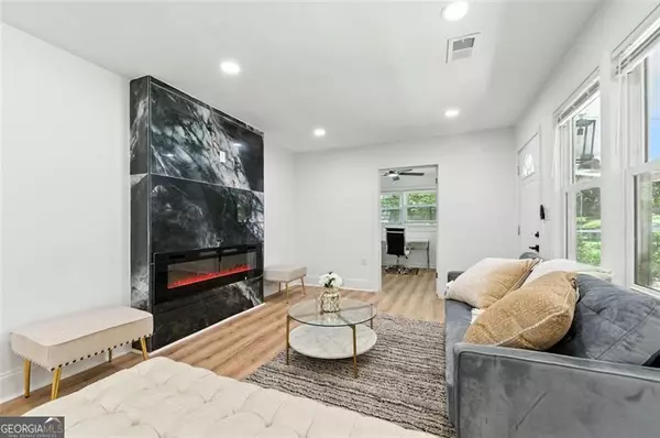 Atlanta, GA 30315,184 MEADOR WAY