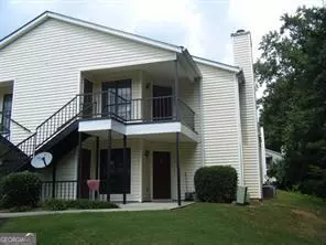 551 Windchase LN, Stone Mountain, GA 30083