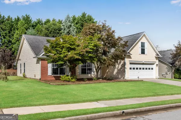 2250 Charleston Oak CIR, Lawrenceville, GA 30043