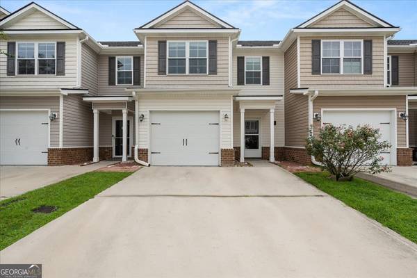 355 Cantle DR, Richmond Hill, GA 31324