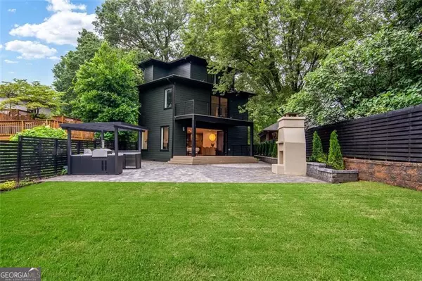 Atlanta, GA 30306,579 Amsterdam AVE