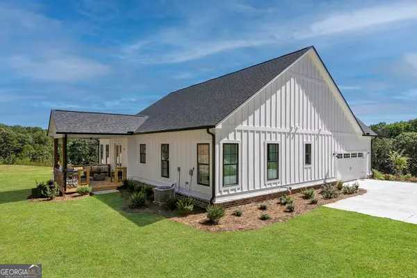 Ball Ground, GA 30107,359 Oxford RD