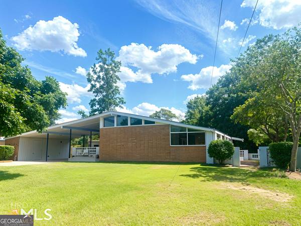 203 PINEVIEW DR, Warner Robins, GA 31088