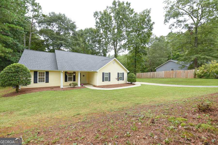 362 Bee RD, Newnan, GA 30263