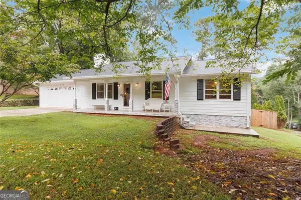 Flowery Branch, GA 30542,6428 Paradise Point RD #6428