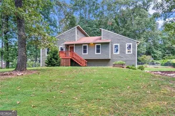 1797 Kelvin DR, Lawrenceville, GA 30043