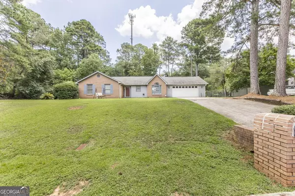 110 Brittany CT, Warner Robins, GA 31093