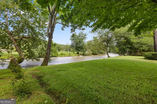 Hayesville, NC 28904,237 Laurel Creek LN