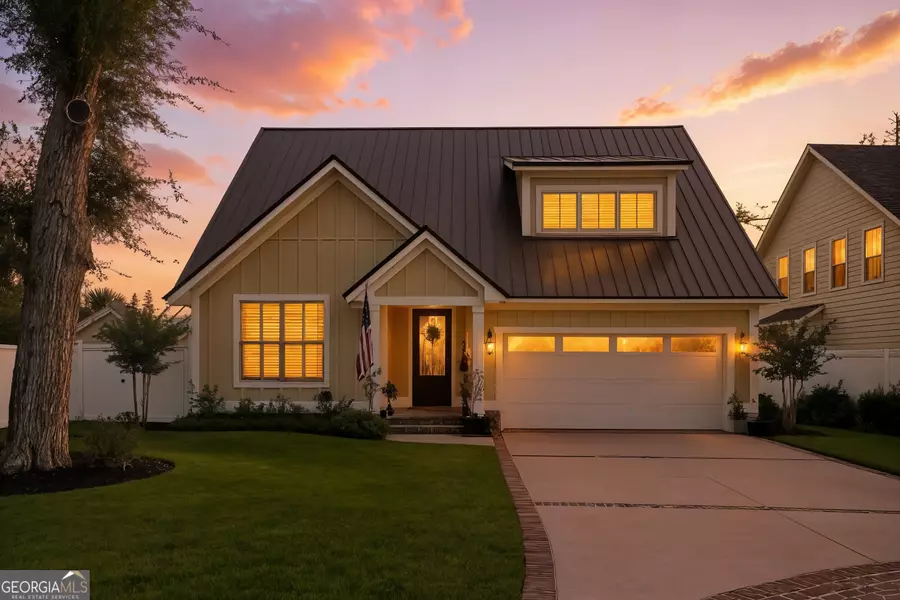 1005 Conservation LN, St. Simons, GA 31522