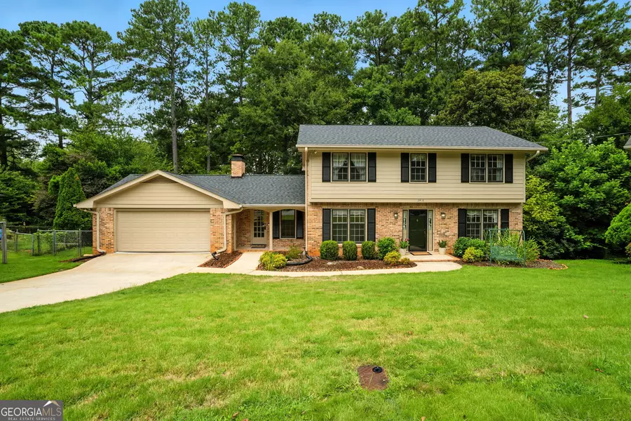 2416 Norwich LN, Tucker, GA 30084