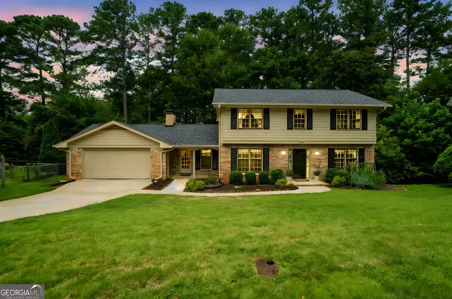 2416 Norwich LN, Tucker, GA 30084