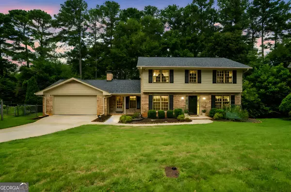 2416 Norwich LN, Tucker, GA 30084