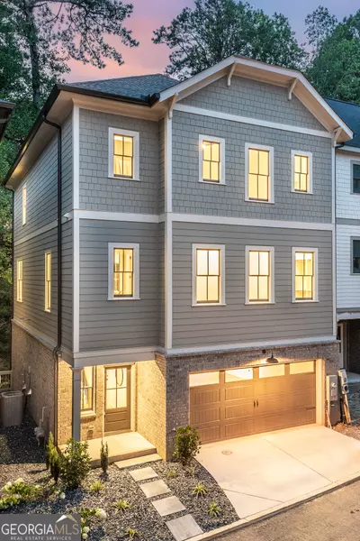 2164 James ALY, Atlanta, GA 30345