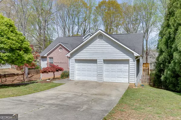 1545 Smoke Hill DR, Hoschton, GA 30548