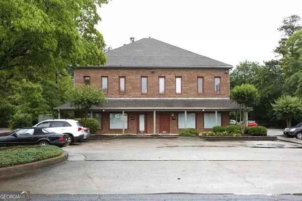 Roswell, GA 30075,200 Market PL #100A
