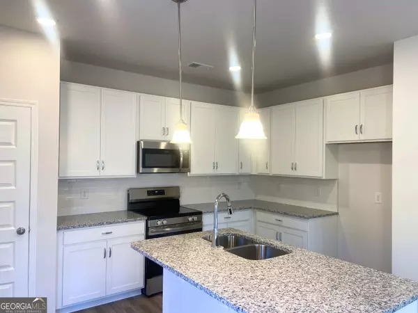 Hampton, GA 30228,10413 Trellis LN #(LOT 33)