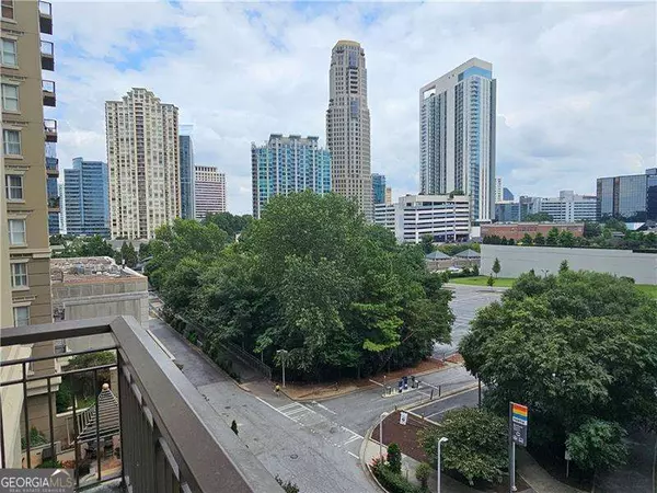 Atlanta, GA 30326,3334 Peachtree RD NE #403