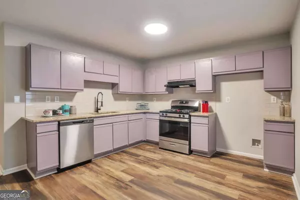 Riverdale, GA 30274,6464 River Park DR