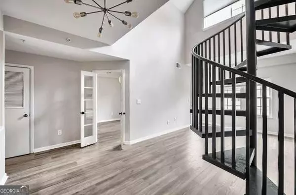 Atlanta, GA 30309,1074 Peachtree WALK NE #B504